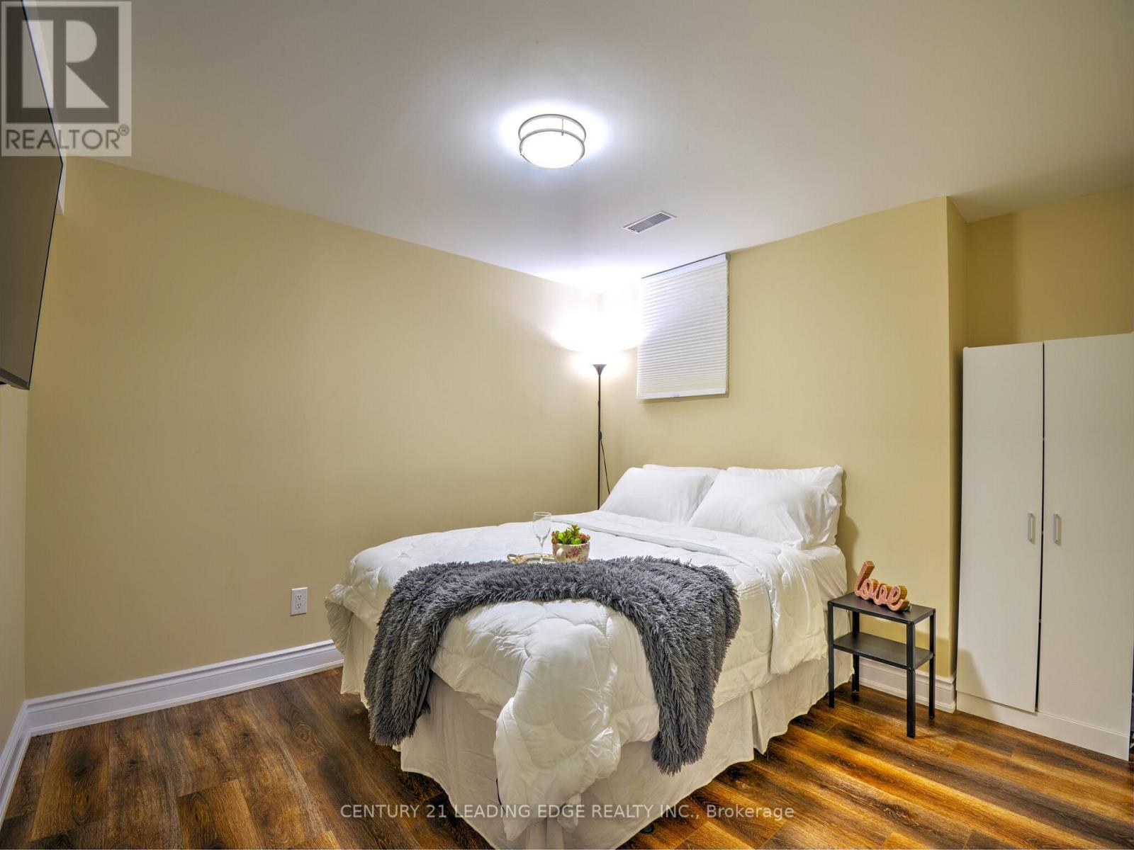 2300 Folkway Drive, Mississauga, Ontario  L5L 3B6 - Photo 37 - W13633428