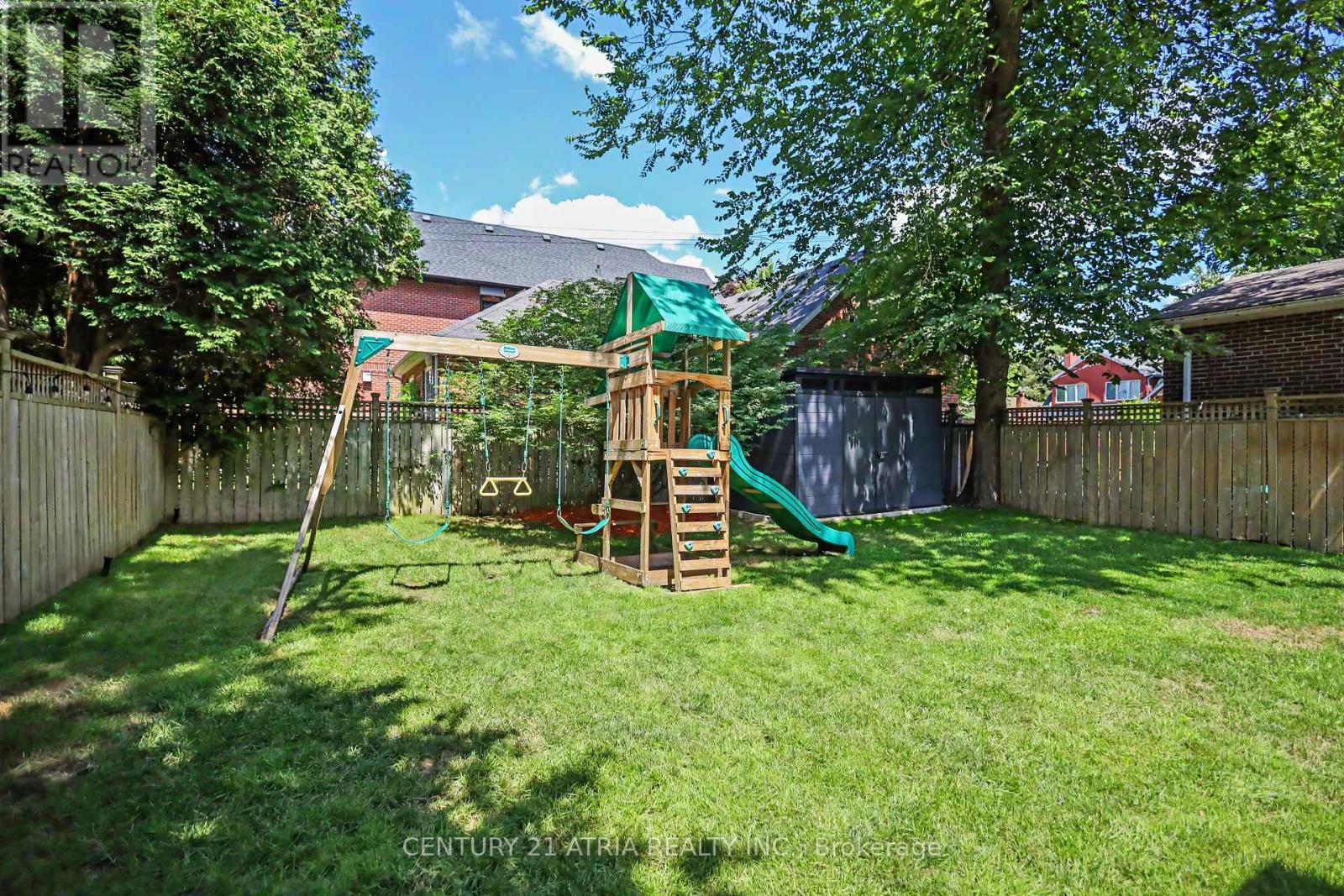 62 Lynngrove Avenue, Toronto, Ontario  M8X 1M9 - Photo 38 - W13633506