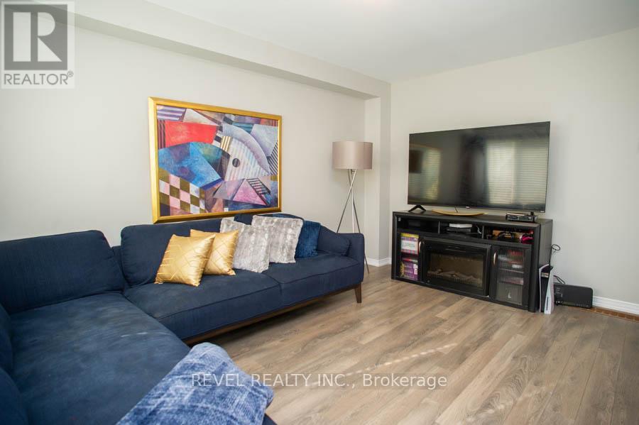 153 English Lane, Brantford, Ontario  N3T 0J3 - Photo 8 - X13633478