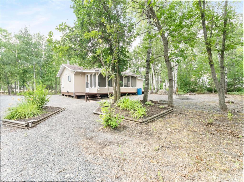 7 David Avenue, Alexander Rm, Manitoba  R0E 1A0 - Photo 25 - 202619013