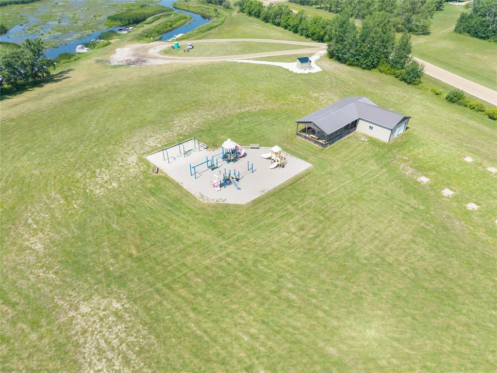 7 David Avenue, Alexander Rm, Manitoba  R0E 1A0 - Photo 36 - 202619013