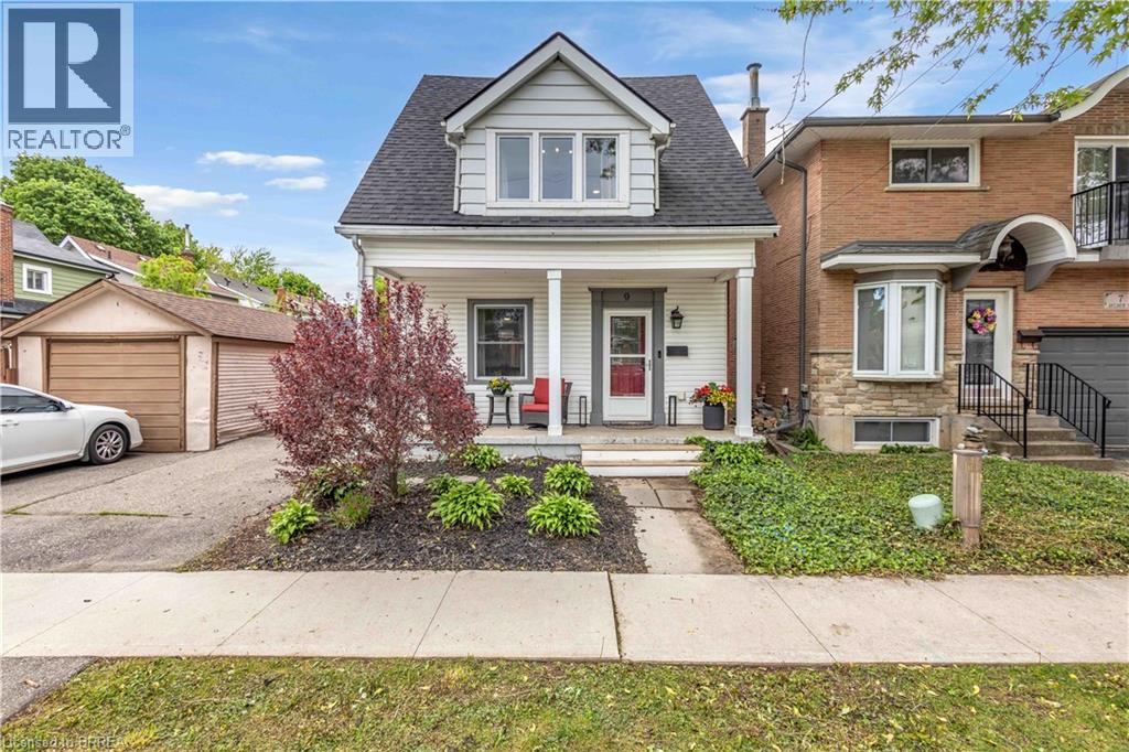 9 AYLMER Street, Brantford, Ontario