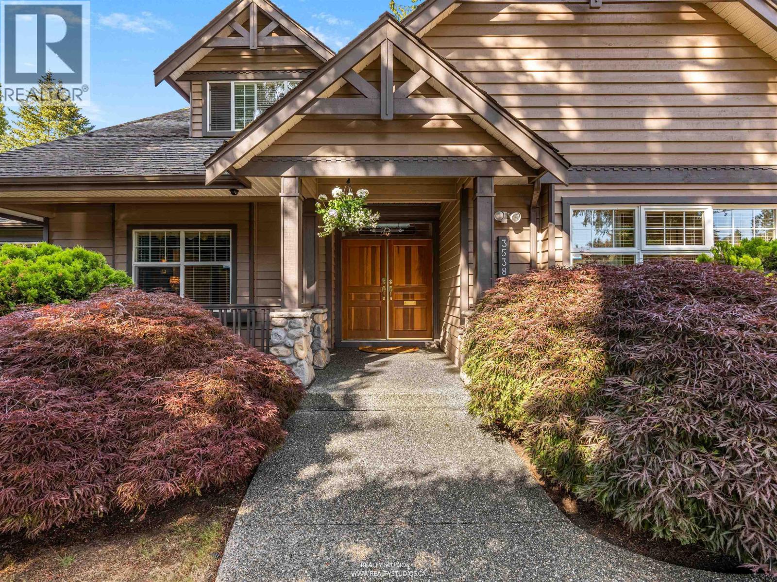 3538 Bluebonnet Road, North Vancouver, British Columbia V7R 4E1 - Photo 4 - R3141000
