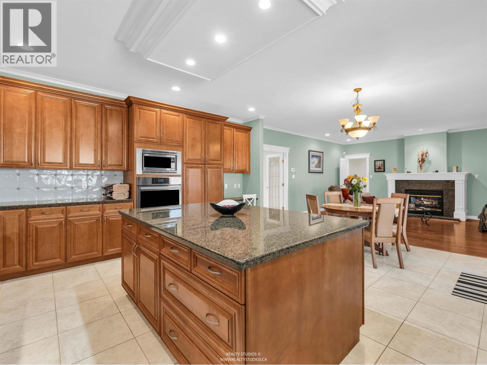 3538 Bluebonnet Road, North Vancouver, British Columbia V7R 4E1 - Photo 18 - R3141000