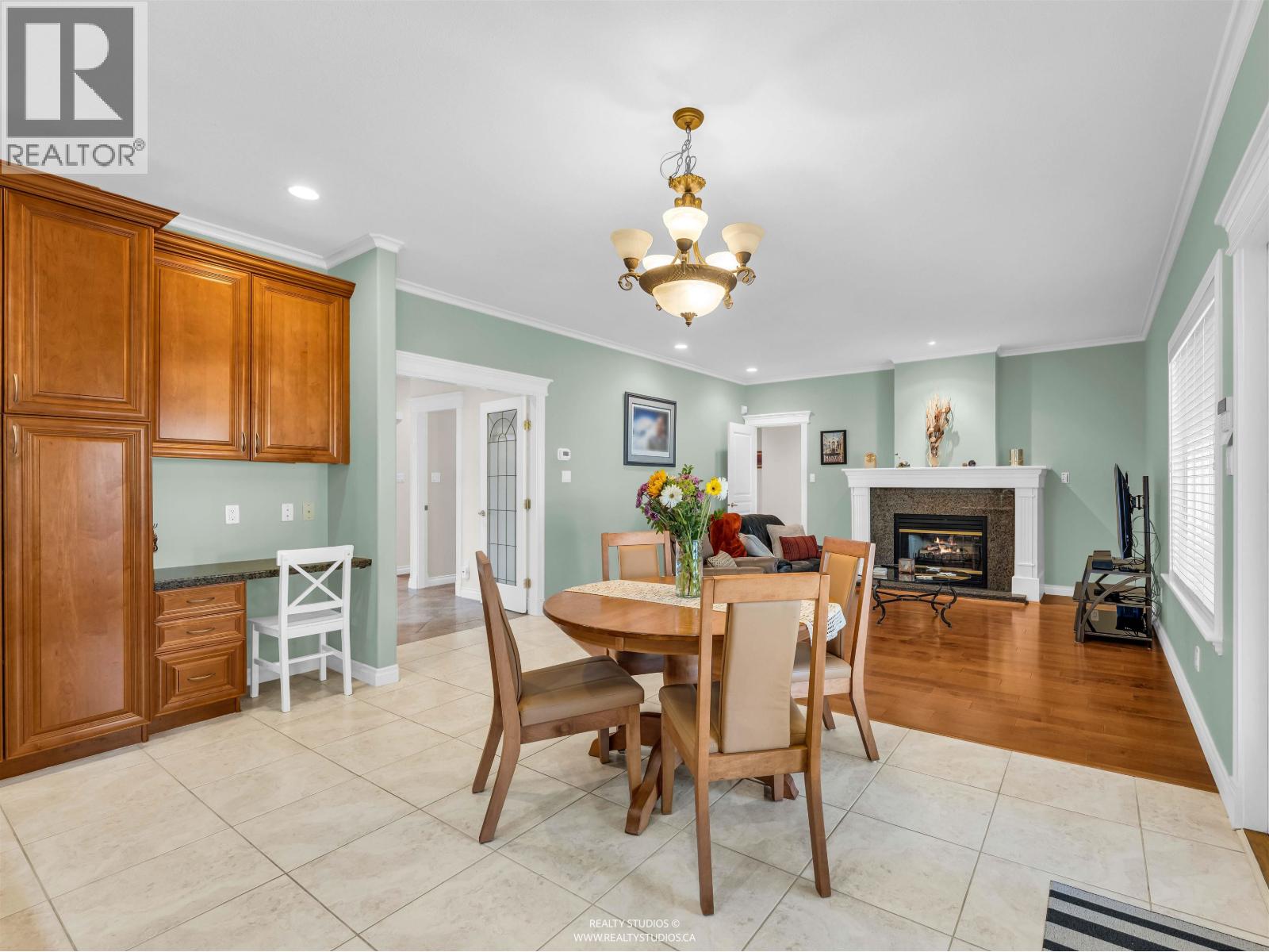 3538 Bluebonnet Road, North Vancouver, British Columbia V7R 4E1 - Photo 19 - R3141000