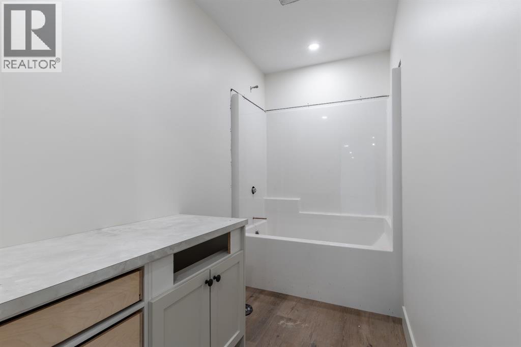 902 Willow Lane, Fort Macleod, Alberta  T0L 0Z0 - Photo 9 - A2327404