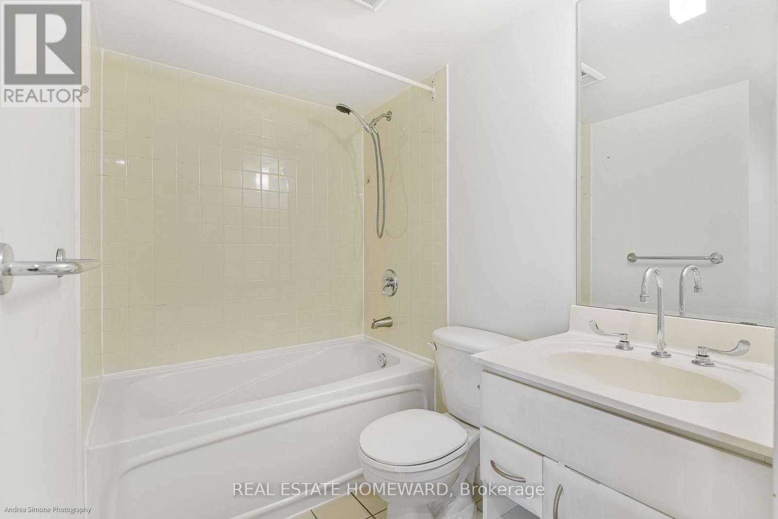 2615 - 36 Lee Centre Drive, Toronto, Ontario  M1H 3K2 - Photo 22 - E13509208