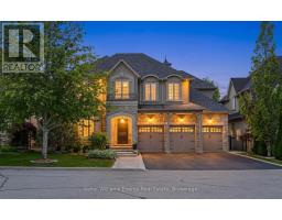 7 WOODINGTON COURT, Whitby, Ontario