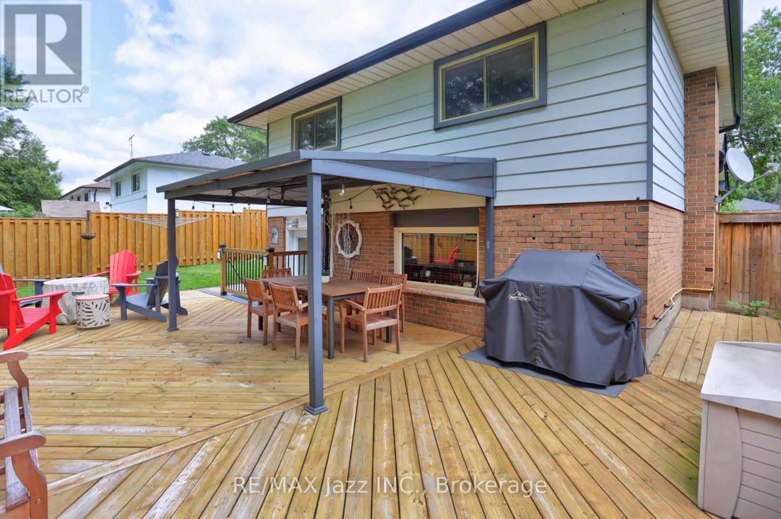 330 Waverly Street N, Oshawa, Ontario L1J 5W1 - Photo 33 - E13633910