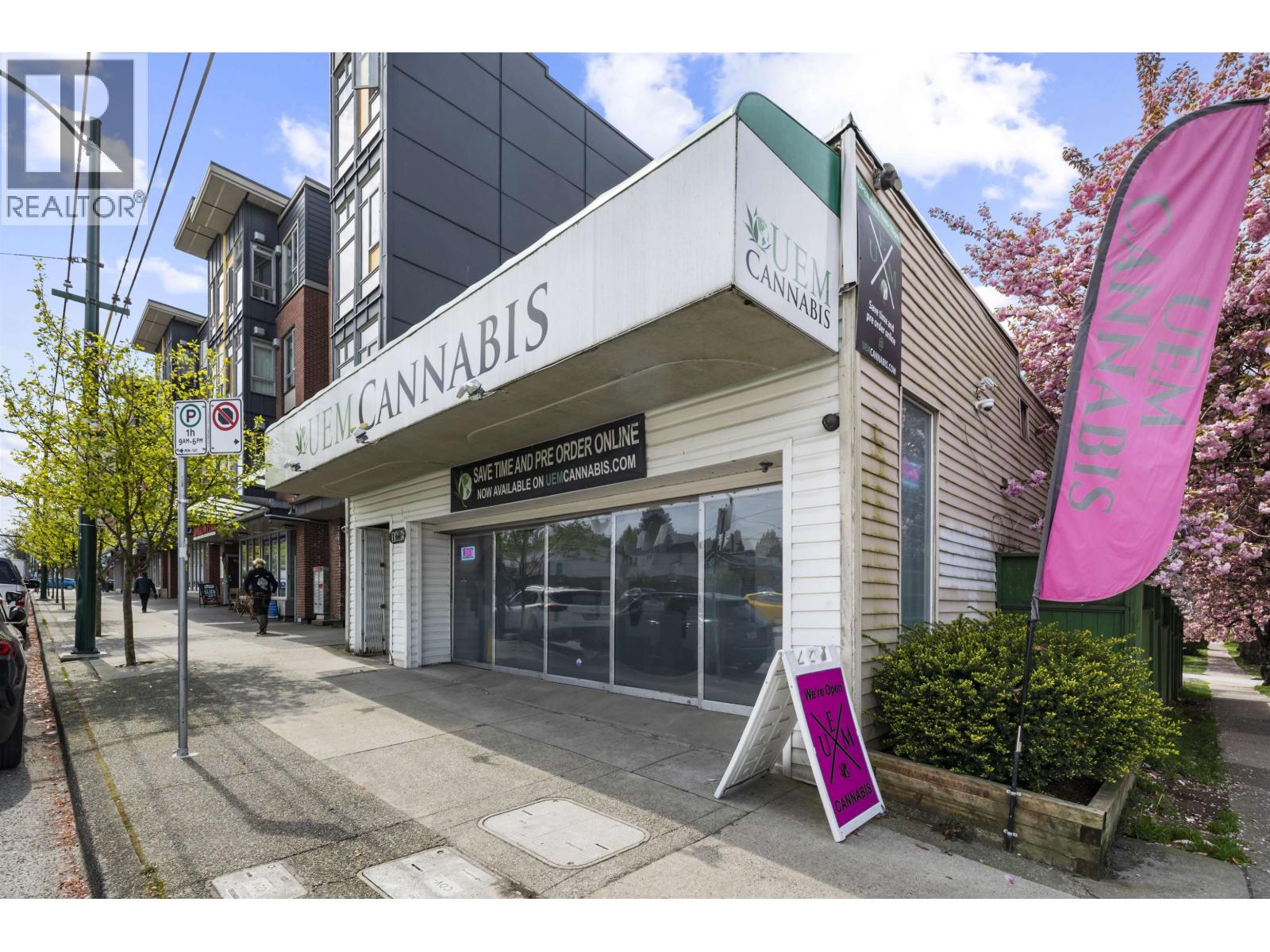 1605 RENFREW STREET, Vancouver, British Columbia