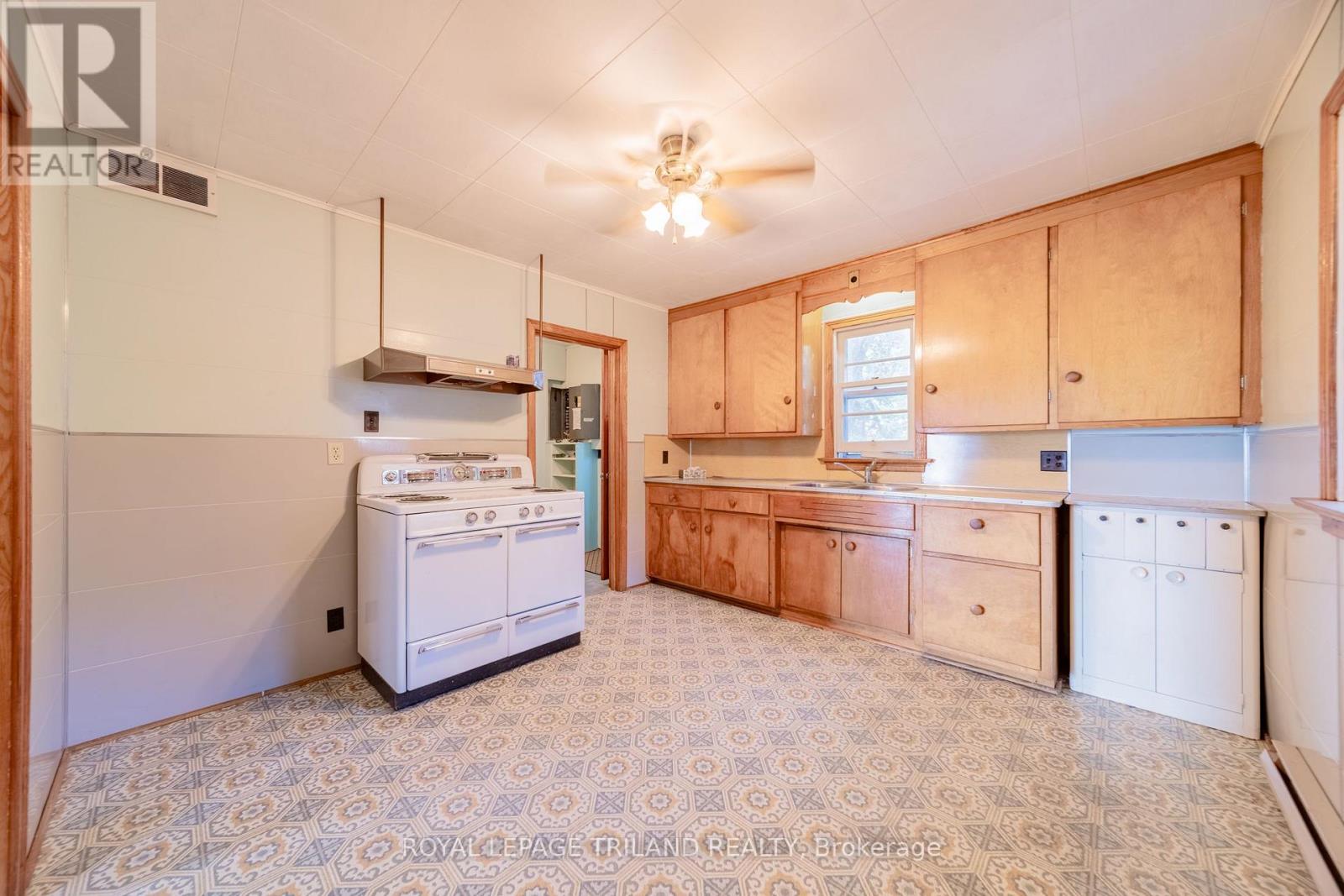 72443 Bluewater Highway, Bluewater, Ontario  N0M 2T0 - Photo 19 - X13633670