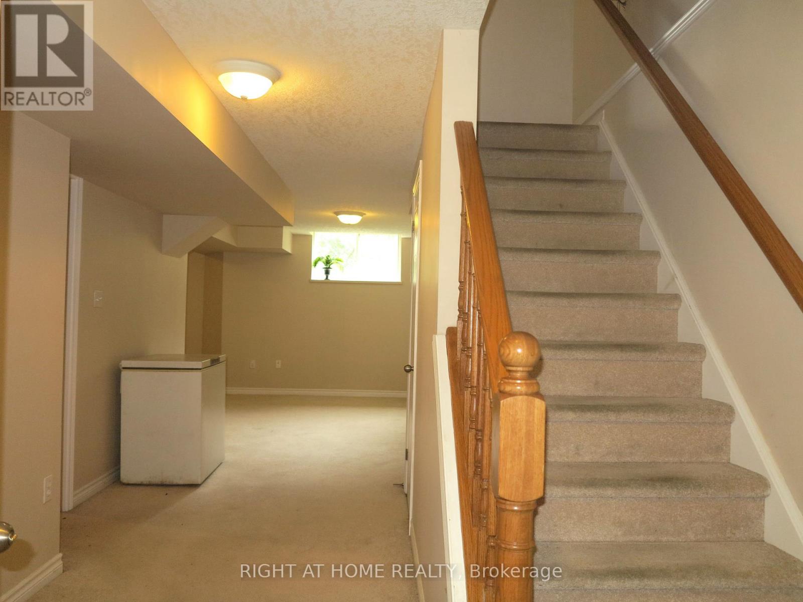 692 Oakcrossing Road, London North, Ontario  N6H 5V9 - Photo 20 - X13633788