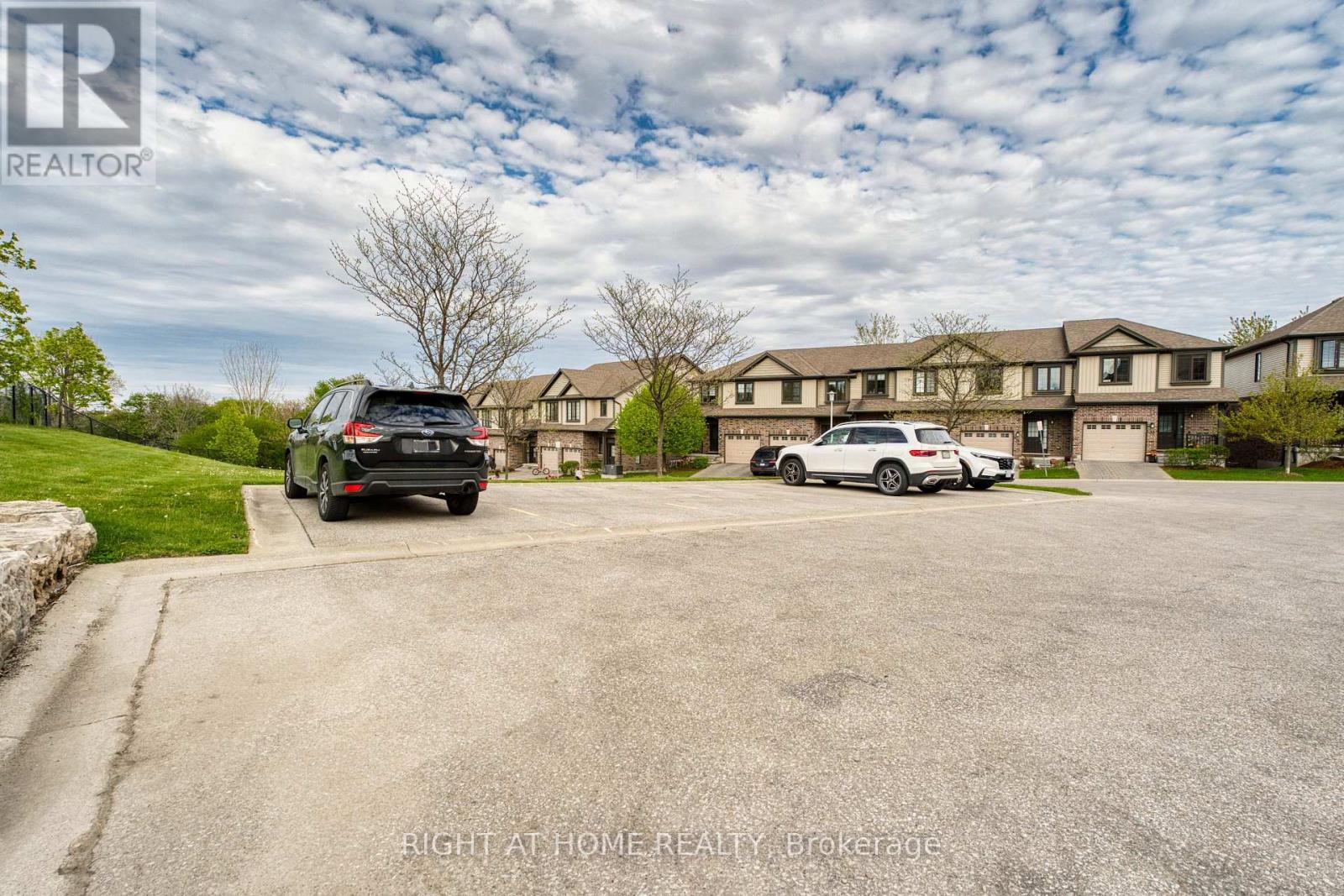 16 - 1030 Oakcrossing Gate, London North, Ontario  N6H 0H1 - Photo 39 - X13633798