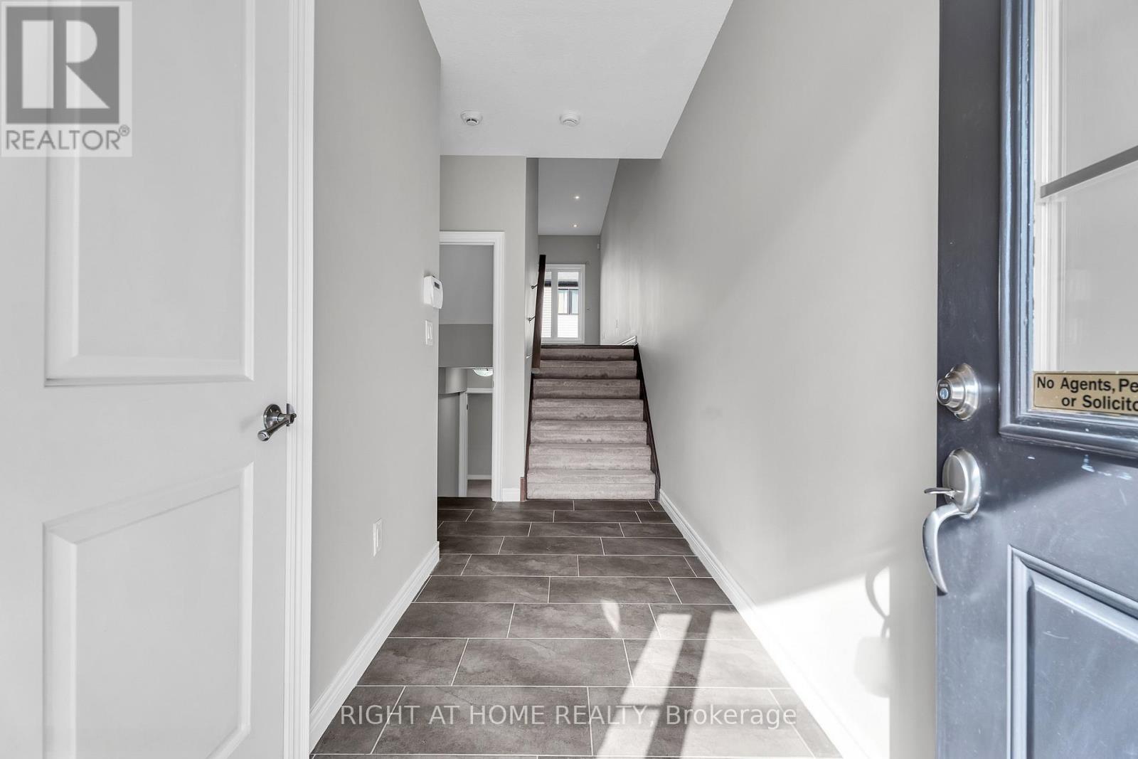 16 - 1030 Oakcrossing Gate, London North, Ontario  N6H 0H1 - Photo 4 - X13633798