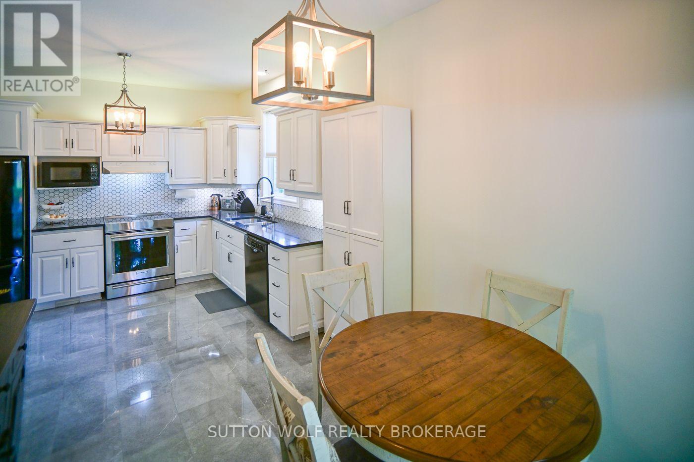95 Middlesex Drive, Strathroy-Caradoc, Ontario  N7G 4G5 - Photo 18 - X13633846