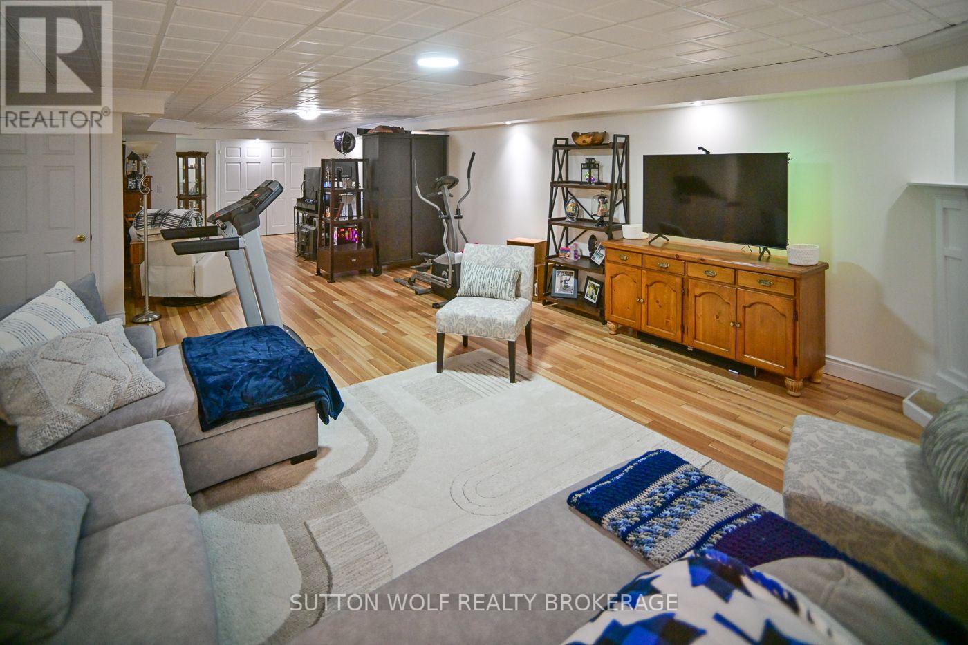 95 Middlesex Drive, Strathroy-Caradoc, Ontario  N7G 4G5 - Photo 37 - X13633846