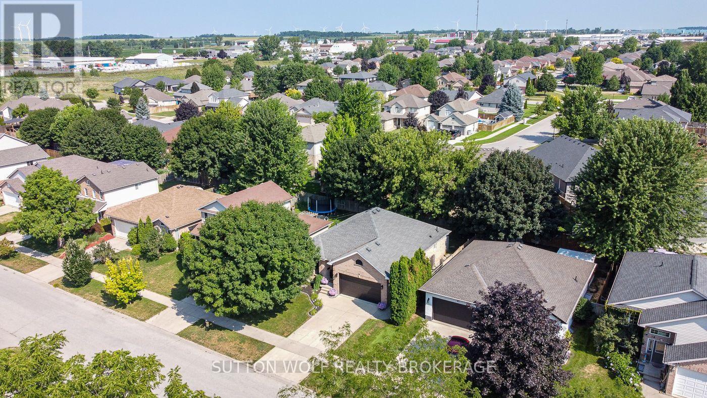 95 Middlesex Drive, Strathroy-Caradoc, Ontario  N7G 4G5 - Photo 44 - X13633846