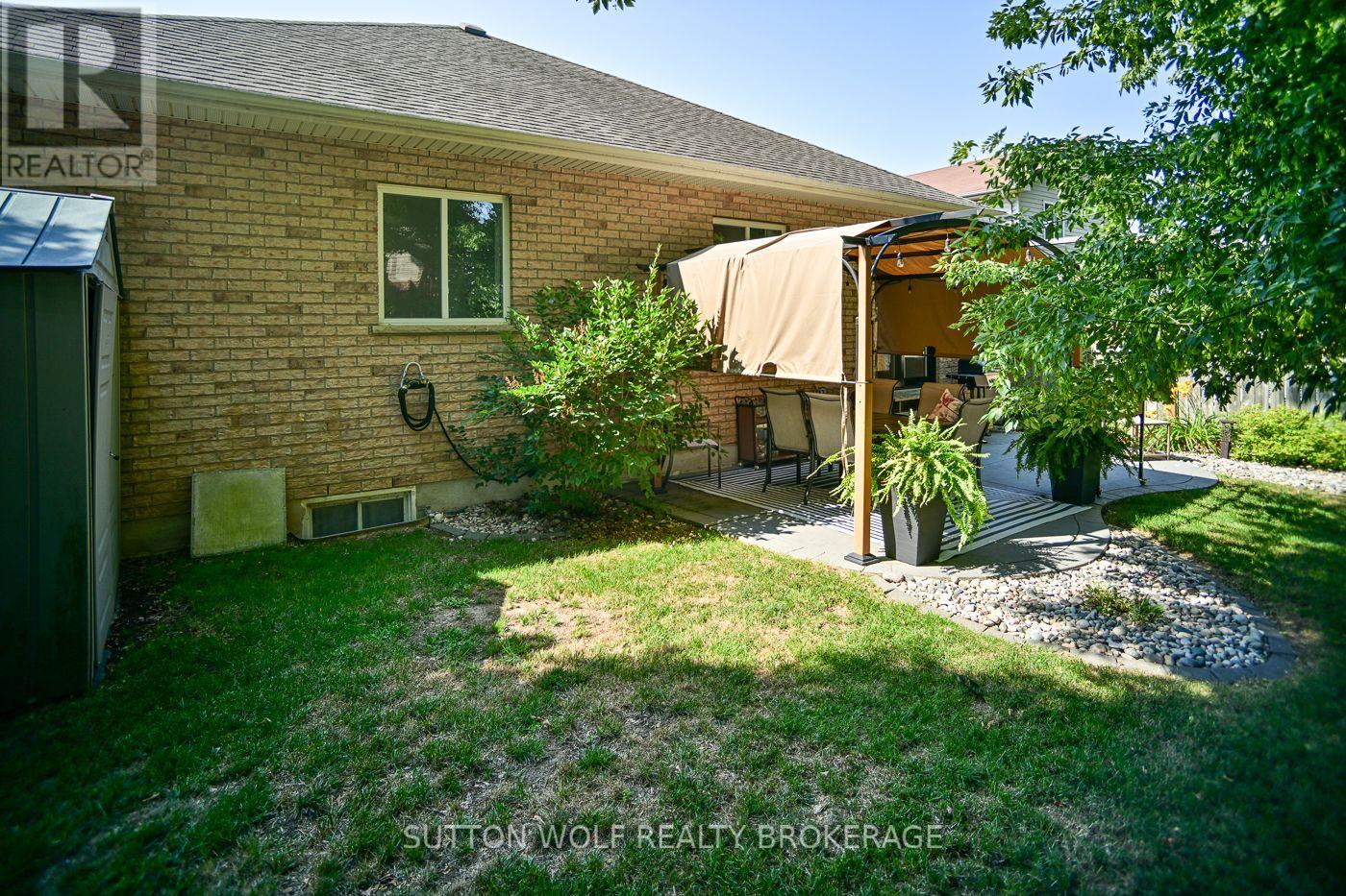 95 Middlesex Drive, Strathroy-Caradoc, Ontario  N7G 4G5 - Photo 6 - X13633846