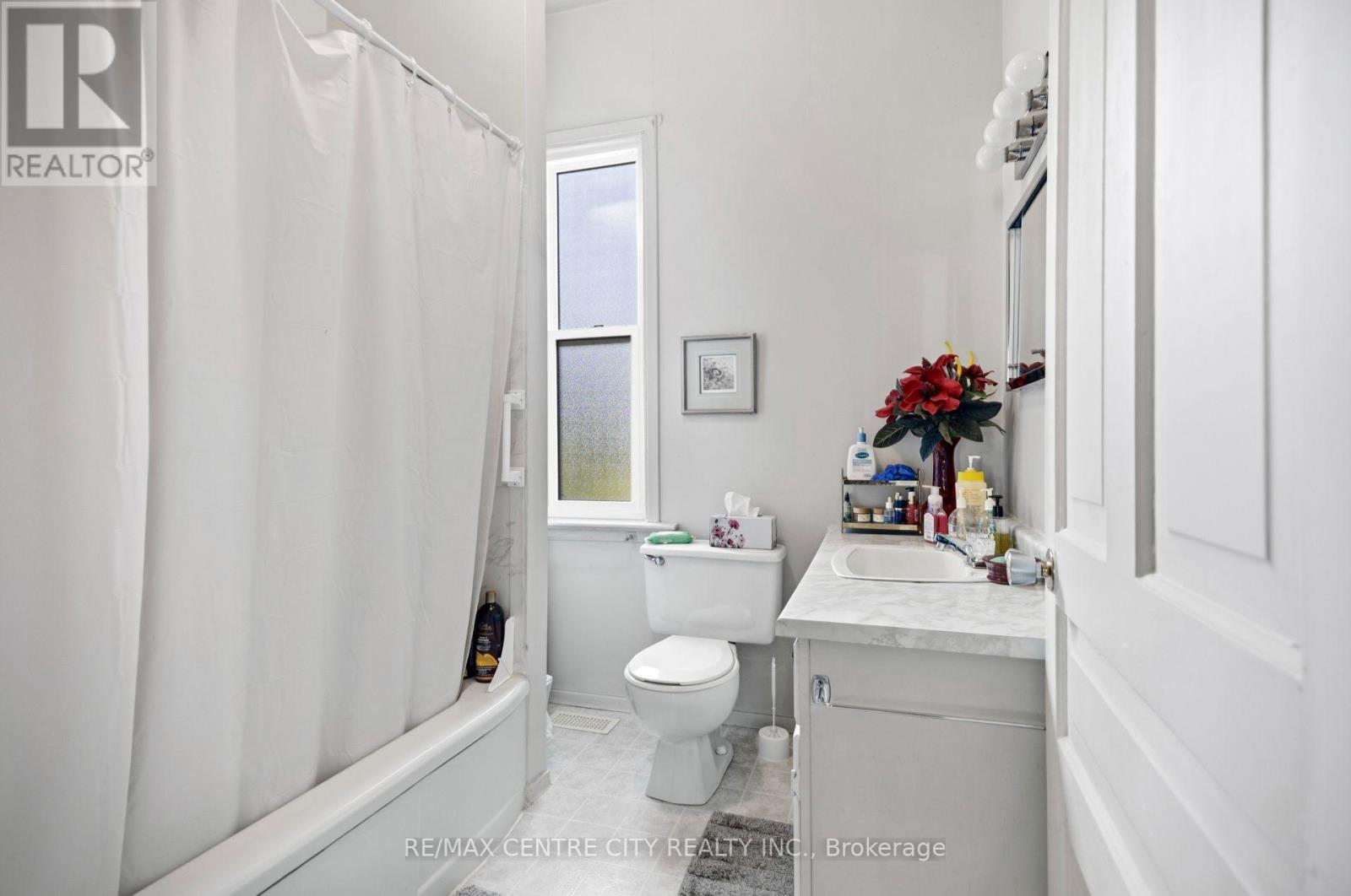 64 Linwood Street, London East, Ontario  N5Y 1W2 - Photo 12 - X13633860