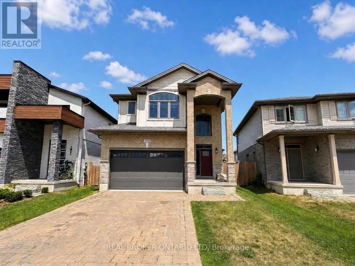 1934 Jim Hebb Way, London North, Ontario  N6G 0S8 - Photo 2 - X13633924