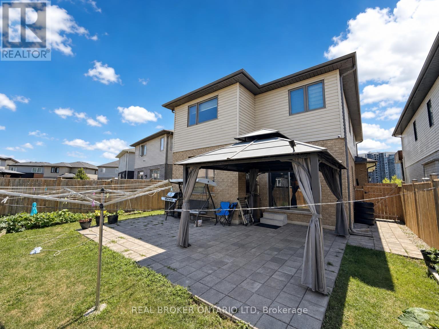 1934 Jim Hebb Way, London North, Ontario  N6G 0S8 - Photo 38 - X13633924