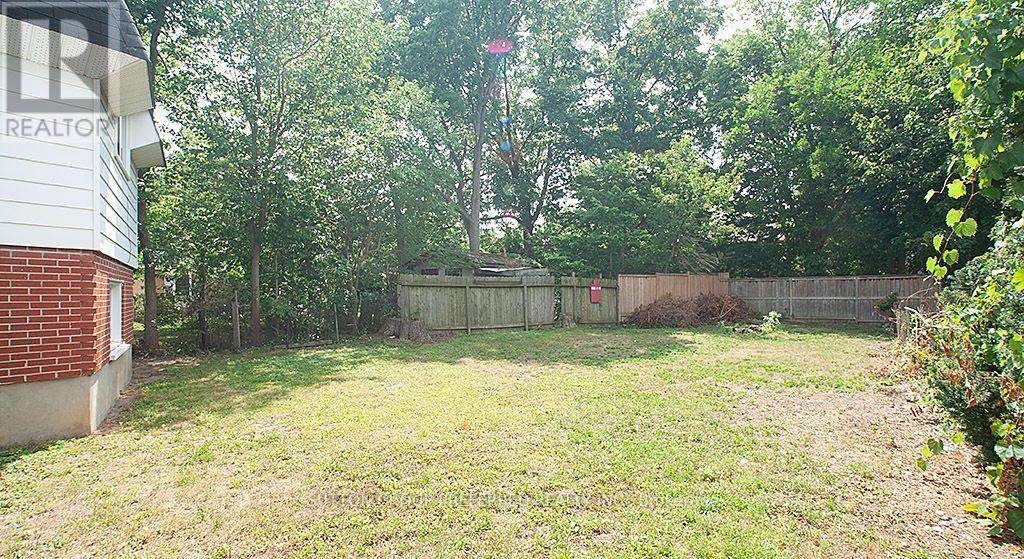 56 Gunn Street, London North, Ontario  N6G 1C7 - Photo 10 - X13633932