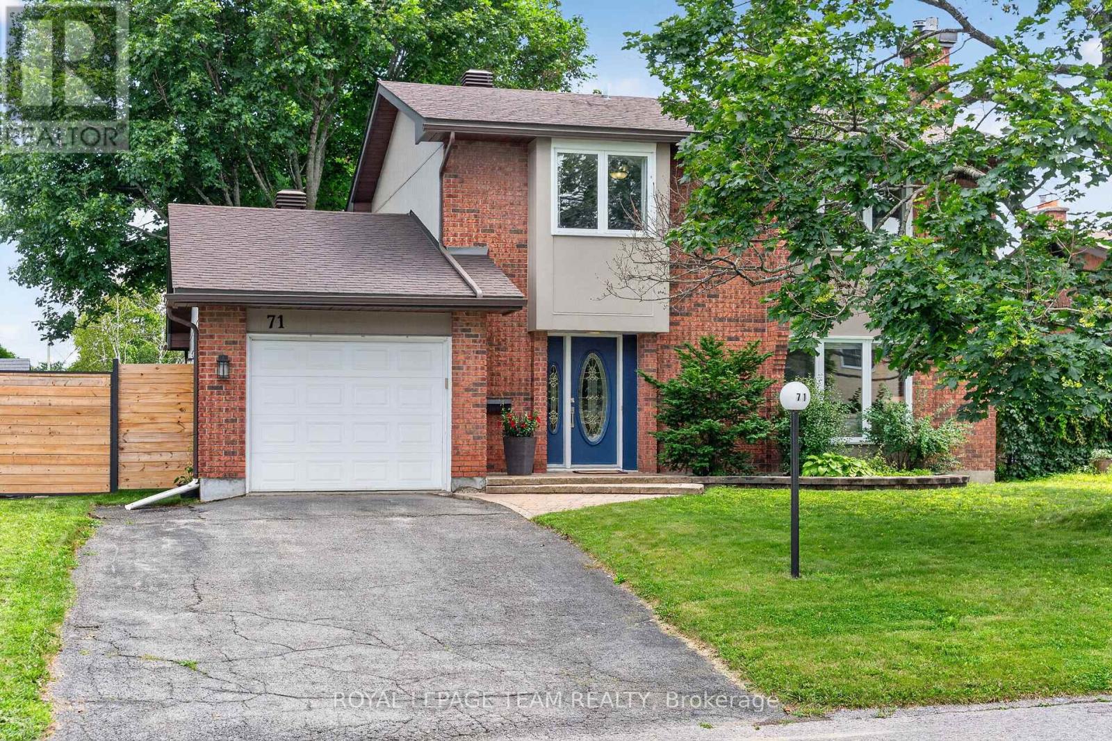71 CHIMO DRIVE, Ottawa, Ontario