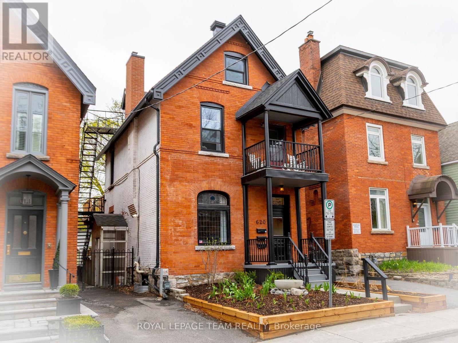 1 - 620 Cooper Street, Ottawa, Ontario  K1R 5J2 - Photo 1 - X13633884