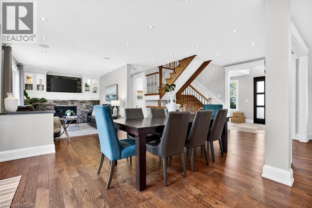 2470 Applewood Drive, Oakville, Ontario  L6L 1V9 - Photo 8 - 40836553
