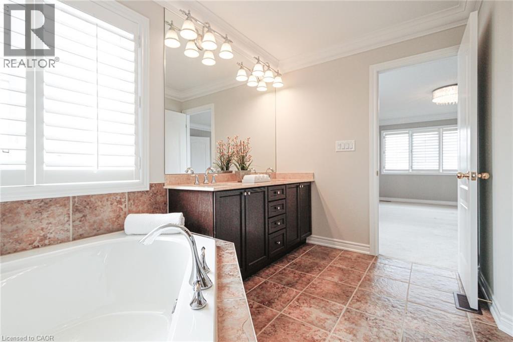 4631 Erwin Road, Burlington, Ontario  L7M 0L6 - Photo 26 - 40844335