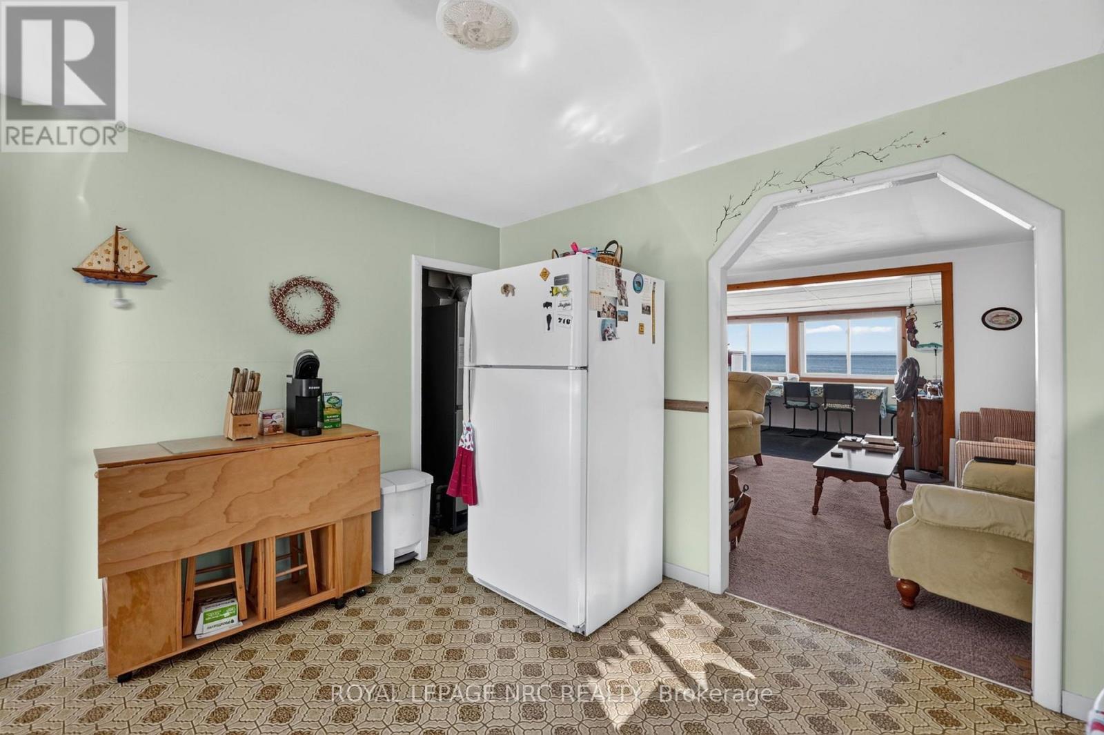 3779 Crystal Beach Drive, Fort Erie, Ontario  L0S 1B0 - Photo 11 - X13633664