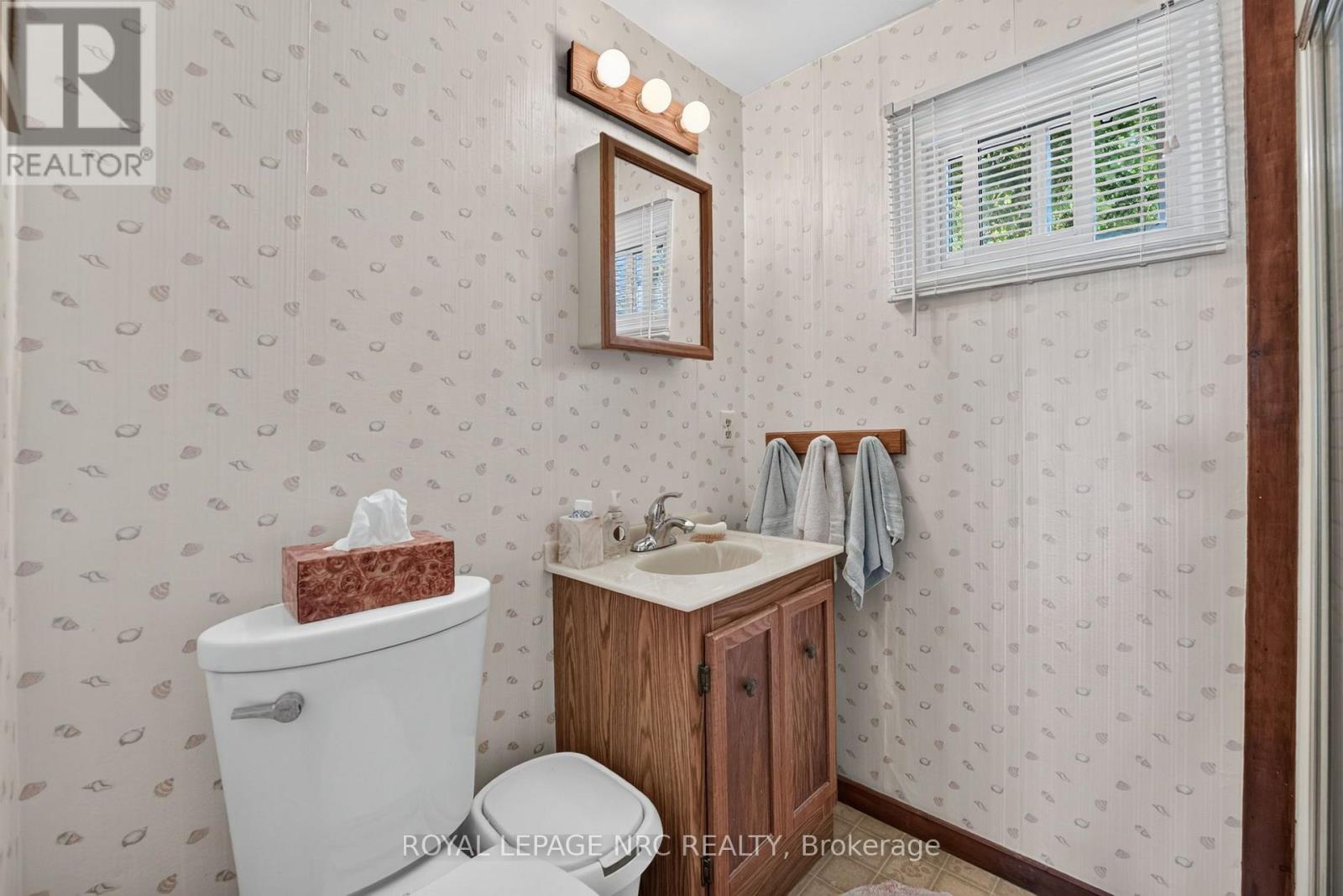 3779 Crystal Beach Drive, Fort Erie, Ontario  L0S 1B0 - Photo 25 - X13633664