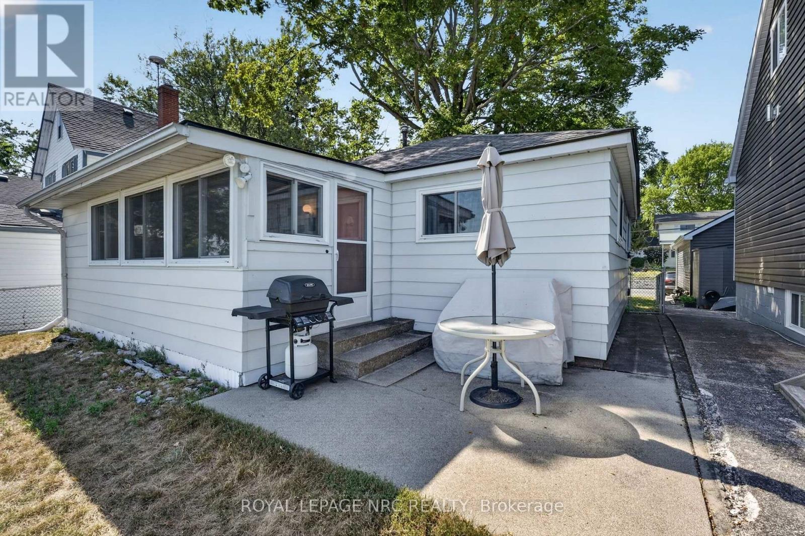3779 Crystal Beach Drive, Fort Erie, Ontario  L0S 1B0 - Photo 7 - X13633664