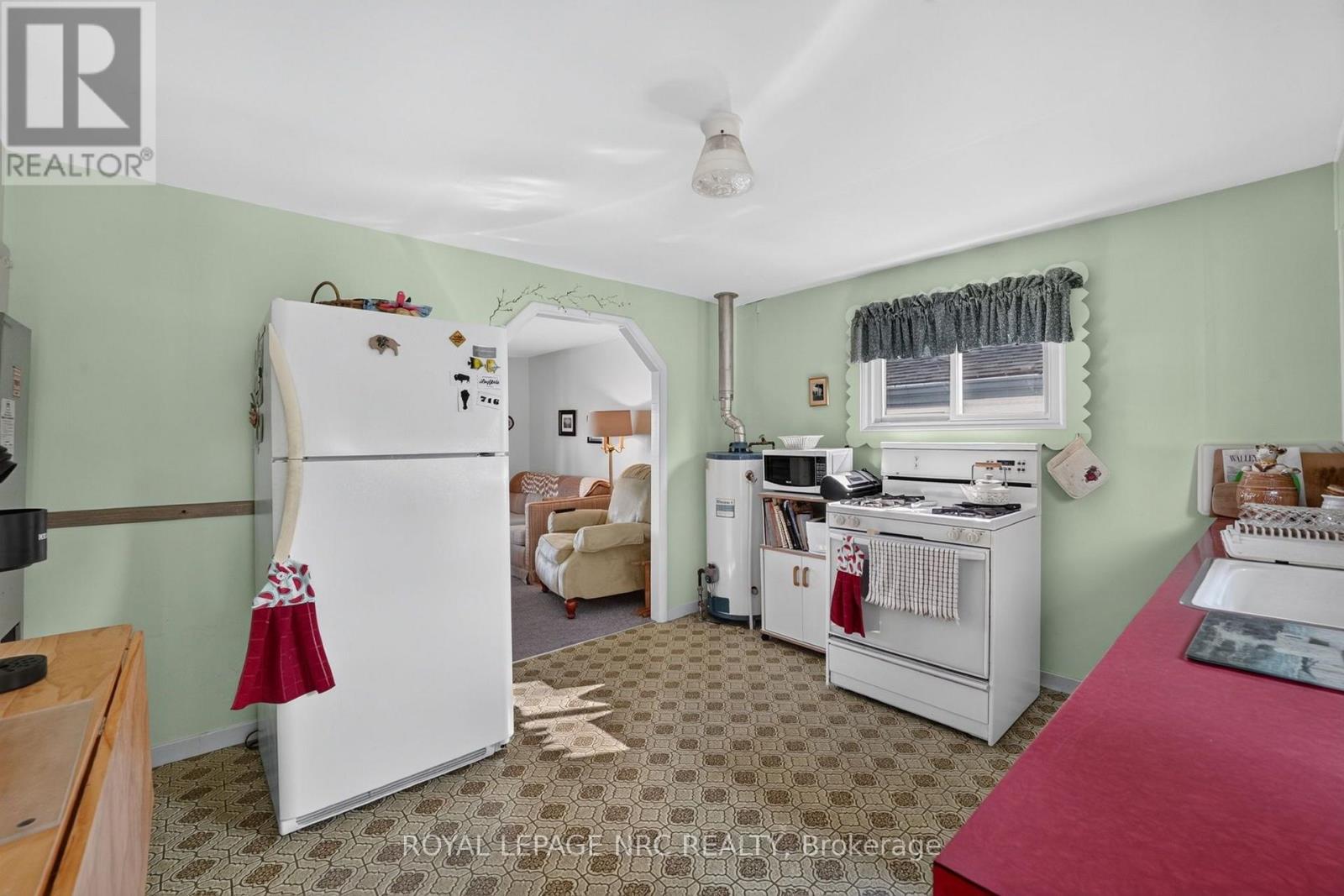 3779 Crystal Beach Drive, Fort Erie, Ontario  L0S 1B0 - Photo 8 - X13633664