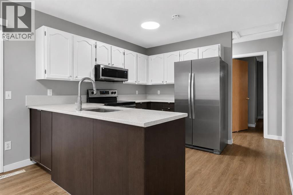 4 Hunterhorn Gate NE, Calgary, Alberta  T2K 6H3 - Photo 11 - A2332466