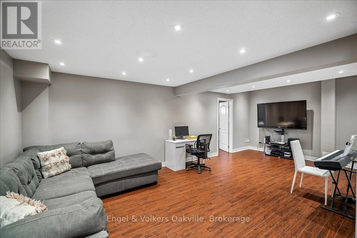 5113 Celebration Drive, Mississauga, Ontario  L5M 8B3 - Photo 32 - W13633754