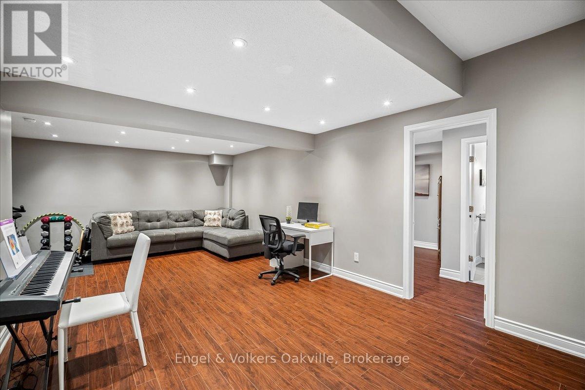 5113 Celebration Drive, Mississauga, Ontario  L5M 8B3 - Photo 33 - W13633754