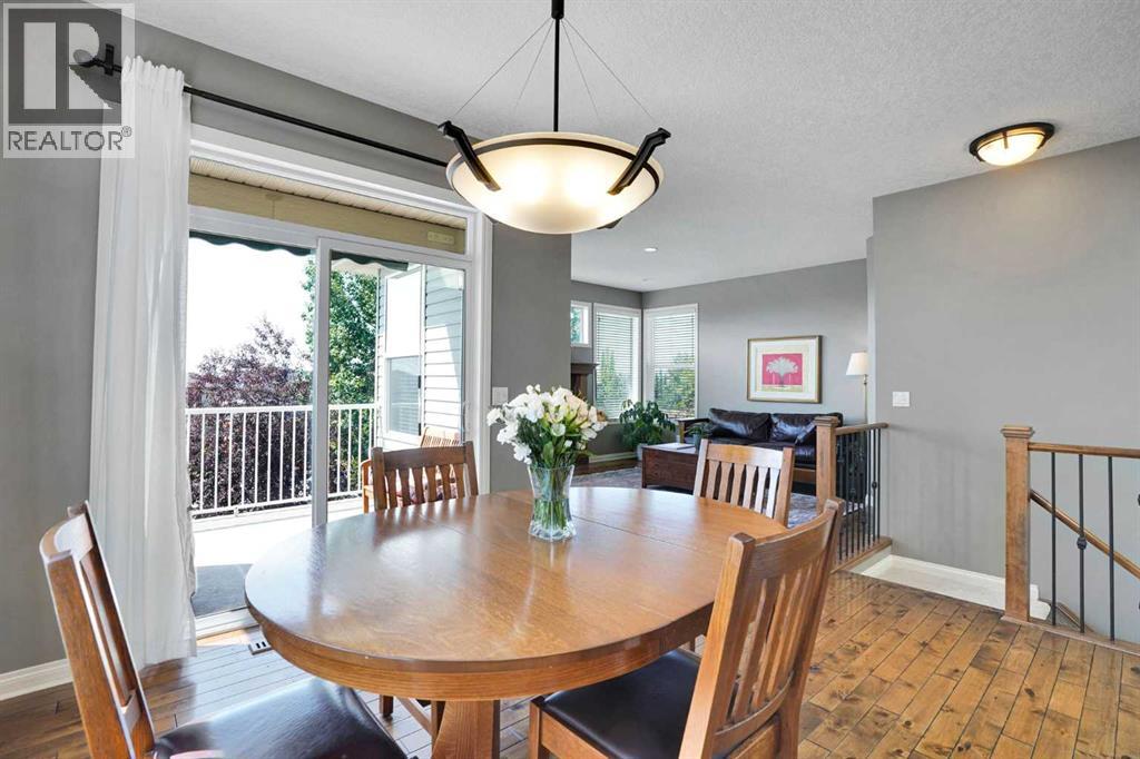 92 Sunset Circle, Cochrane, Alberta  T4C 0C4 - Photo 13 - A2332906