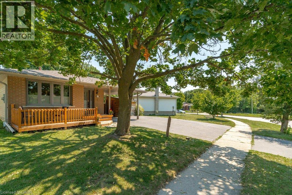 119 Millwood Crescent, Kitchener, Ontario  N2P 1R4 - Photo 3 - 40852448