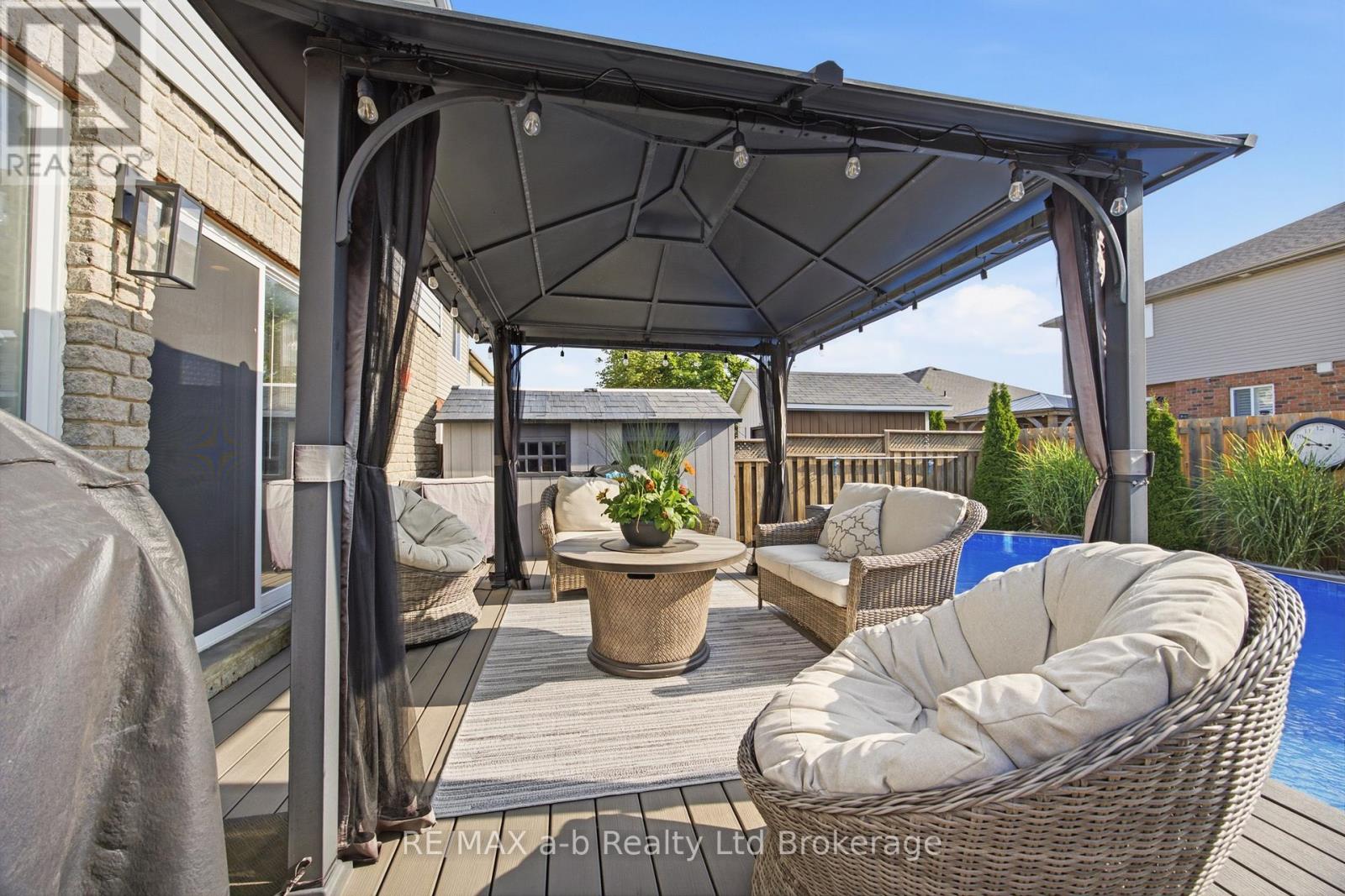 507 Hummingbird Crescent, Woodstock, Ontario  N4T 1V9 - Photo 22 - X13633832
