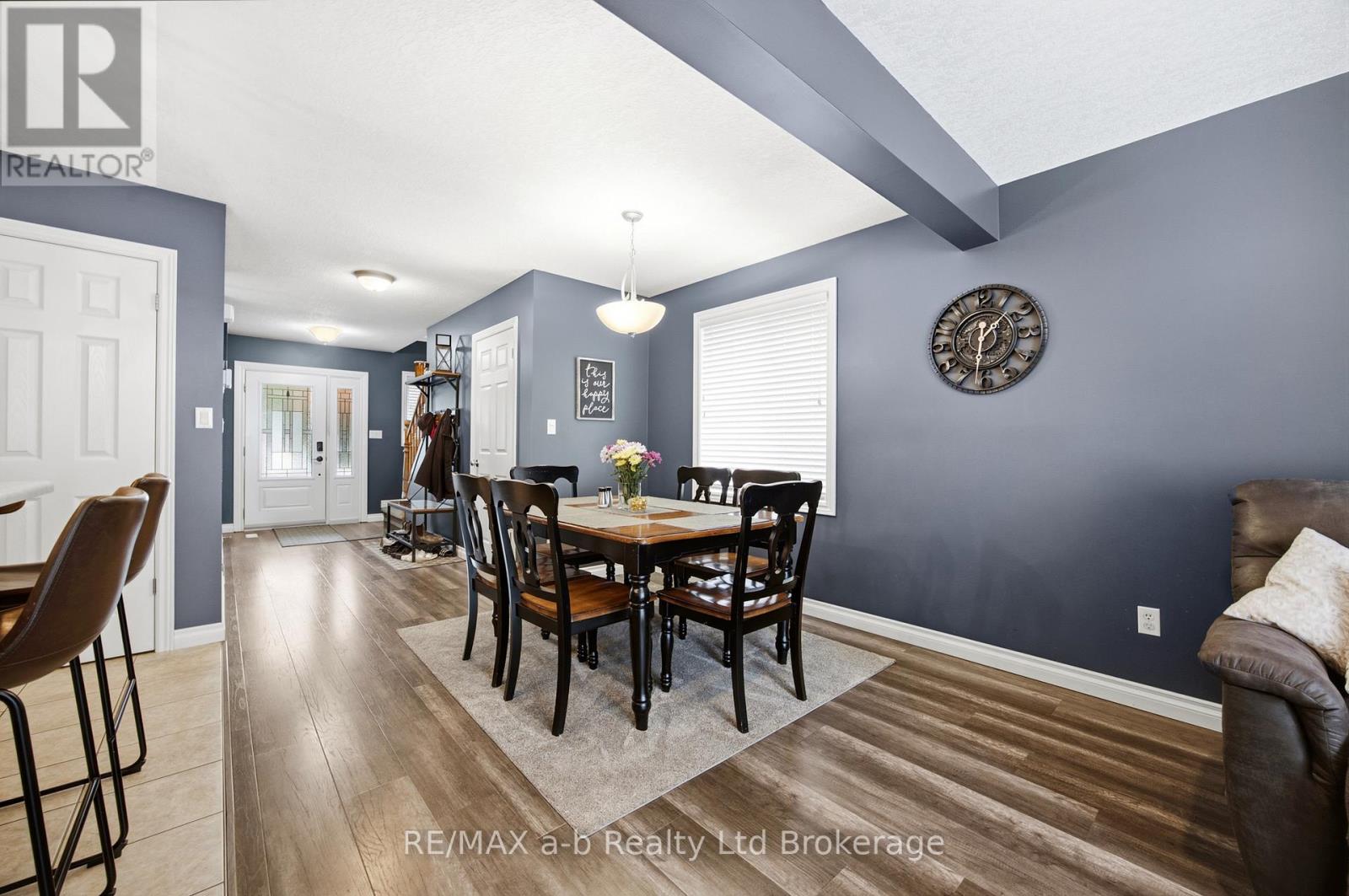 507 Hummingbird Crescent, Woodstock, Ontario  N4T 1V9 - Photo 8 - X13633832