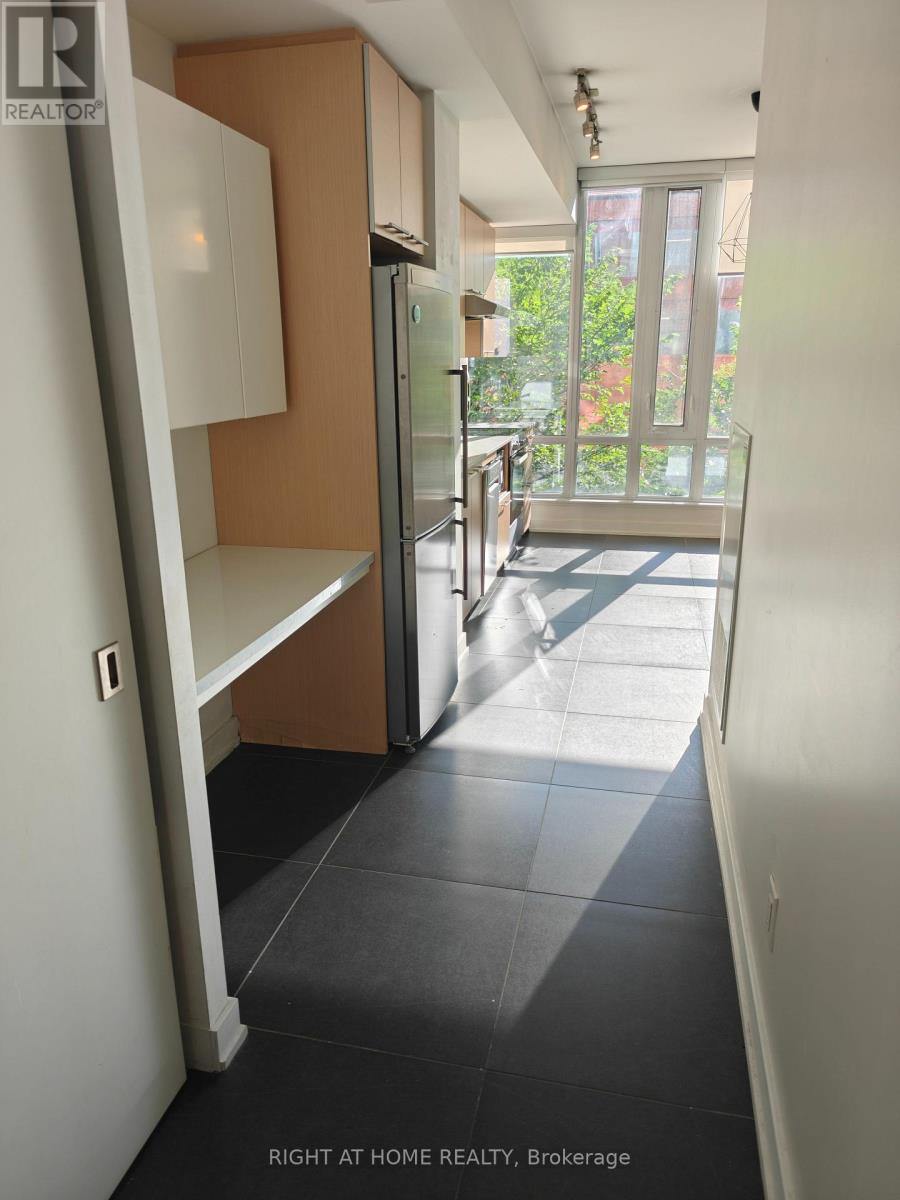 310 - 3 Market Street, Toronto, Ontario  M5E 0A3 - Photo 3 - C13631918