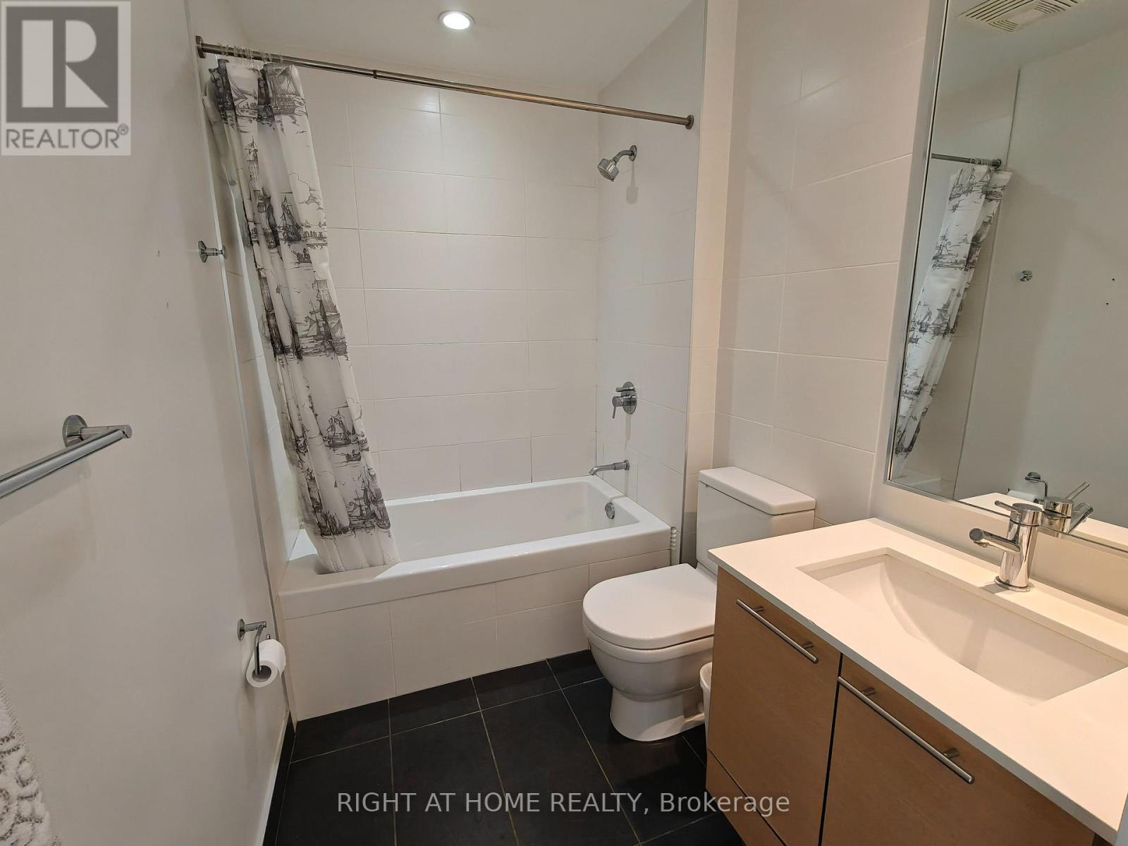 310 - 3 Market Street, Toronto, Ontario  M5E 0A3 - Photo 9 - C13631918