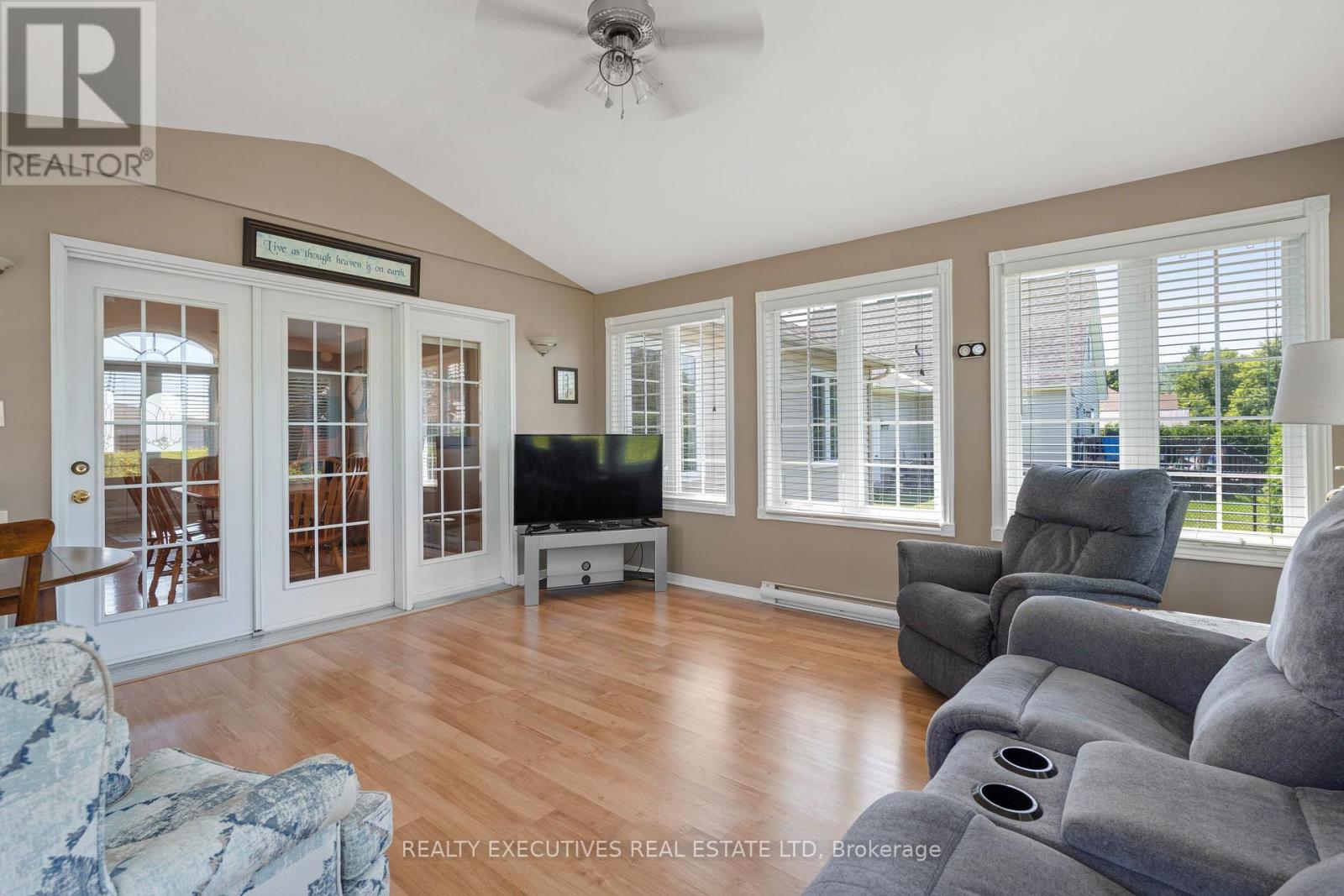 434 Queen Street, North Dundas, Ontario  K0C 2K0 - Photo 4 - X13633708