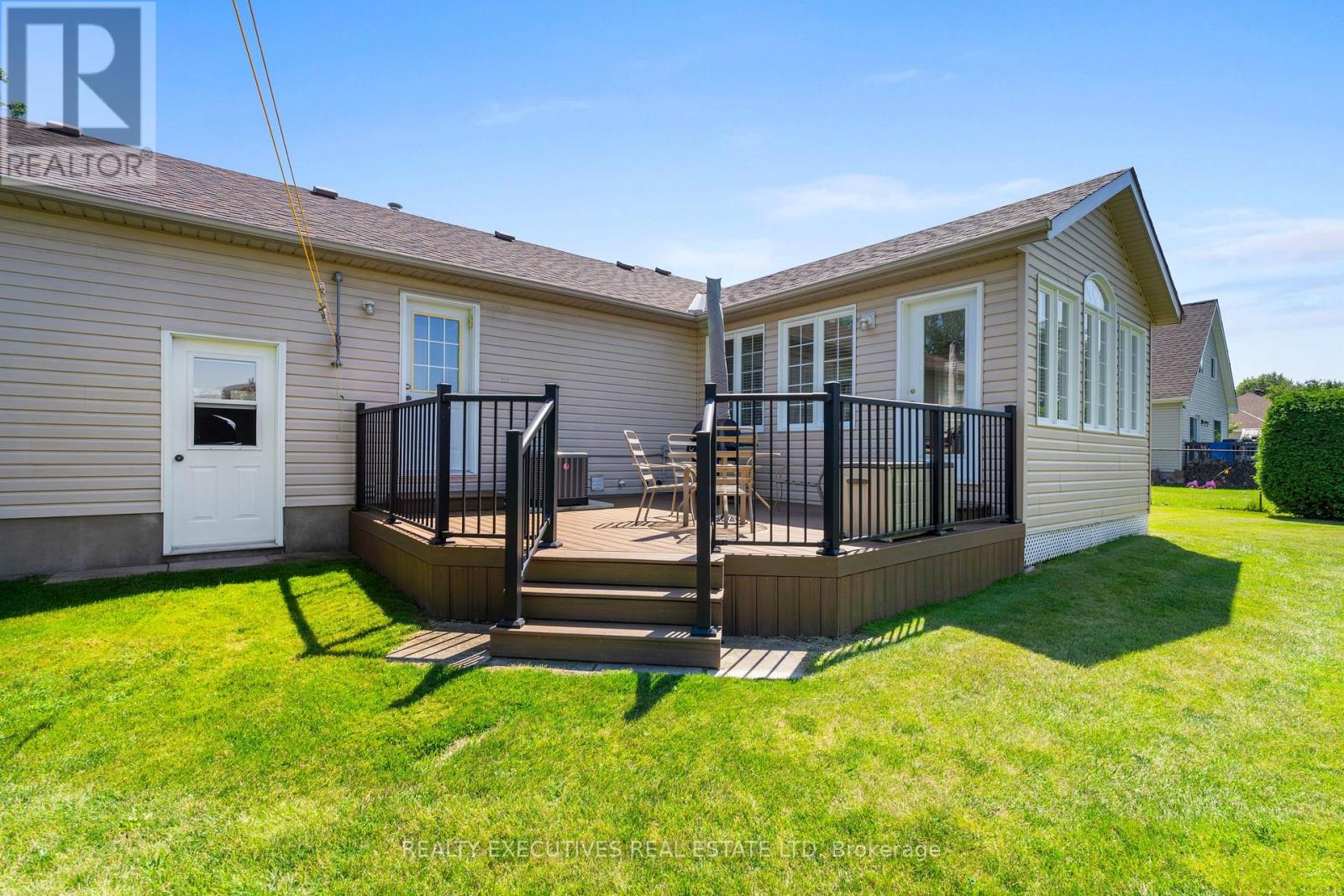 434 Queen Street, North Dundas, Ontario  K0C 2K0 - Photo 40 - X13633708