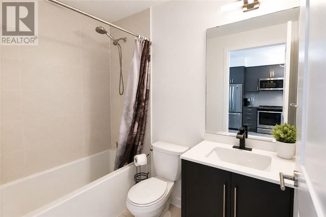 7895 Jane Street Unit# 2801, Vaughan, Ontario  L4K 2M7 - Photo 3 - 2129602