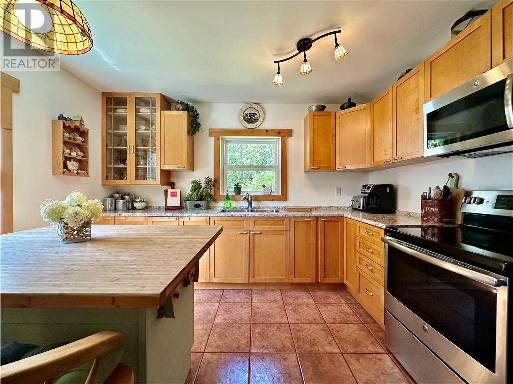 602 Makynen Road, Greater Sudbury, Ontario  P3E 4N1 - Photo 29 - 2129594