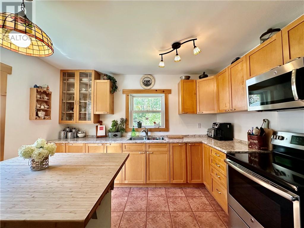 602 Makynen Road, Greater Sudbury, Ontario  P3E 4N1 - Photo 30 - 2129594