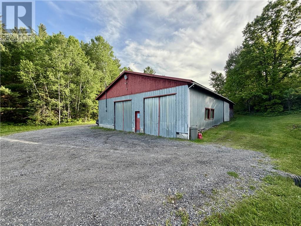 602 Makynen Road, Greater Sudbury, Ontario  P3E 4N1 - Photo 48 - 2129594
