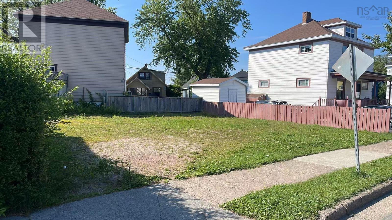 67 Lorway Avenue, Sydney, Nova Scotia  B1P 4Z3 - Photo 2 - 202607728